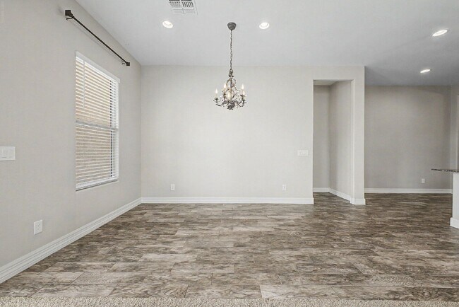 Building Photo - 8833 S 167th Ln