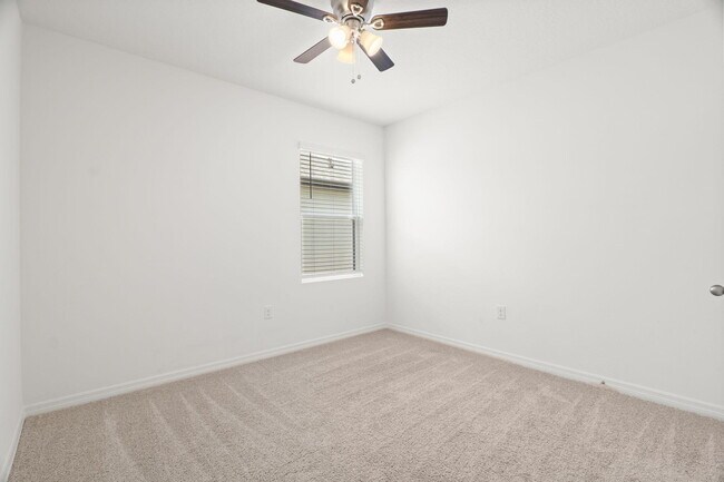 Building Photo - 2053 Farmhouse Rd SE