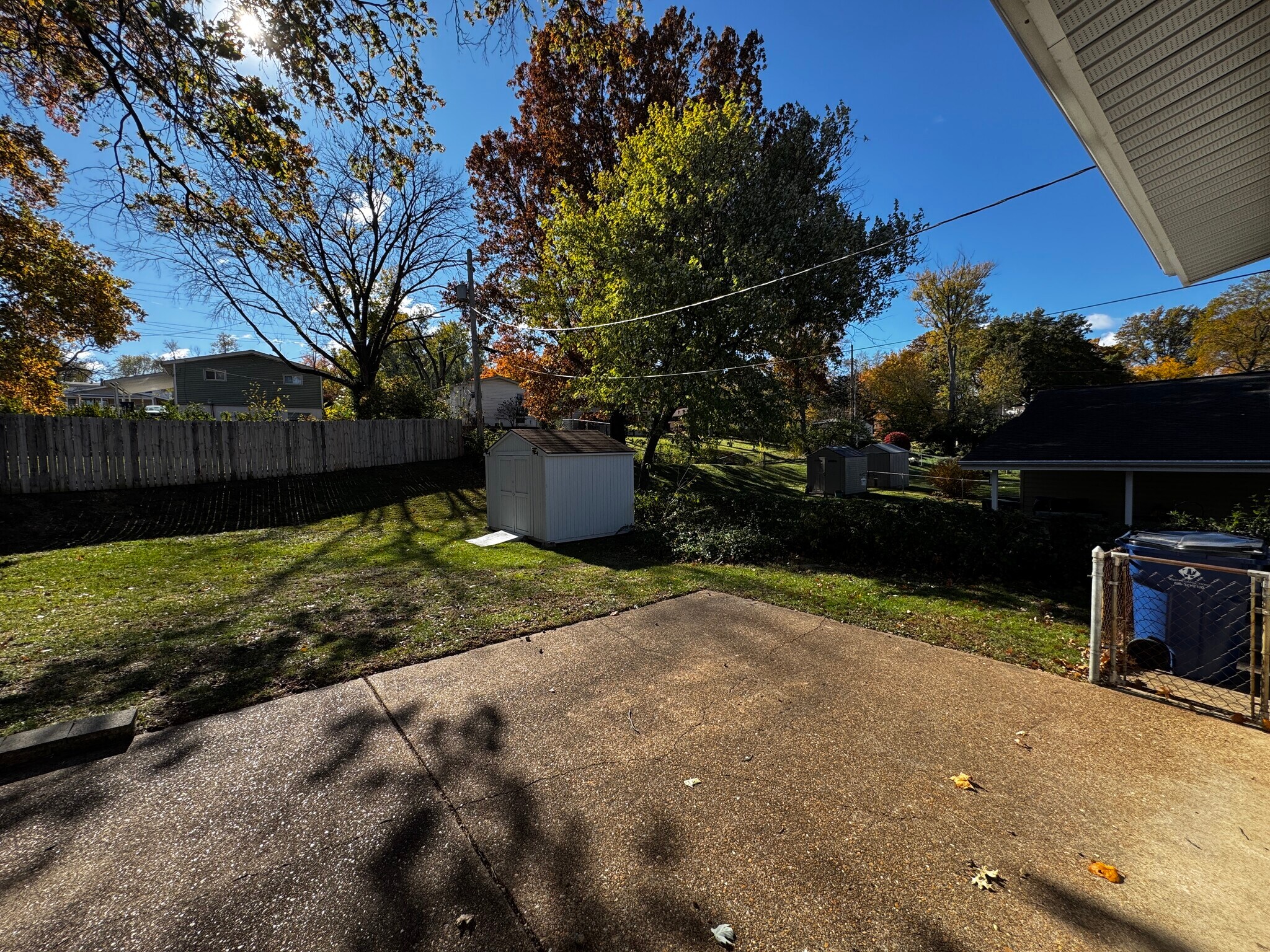 Building Photo - 556 Joshua Dr