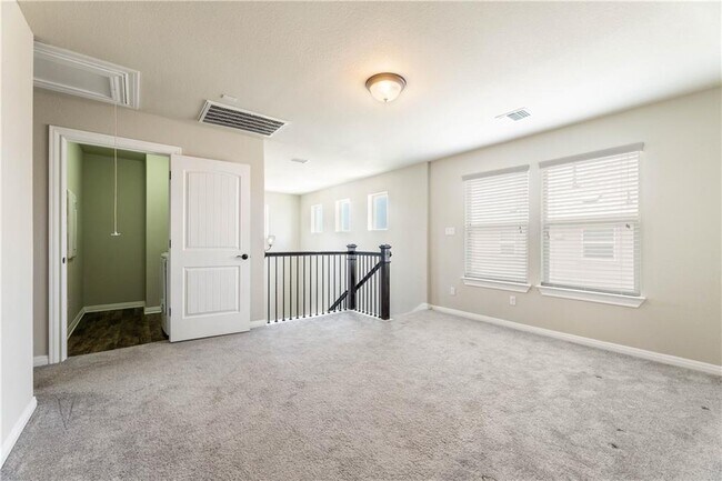 Building Photo - 5413 Traviston Dr
