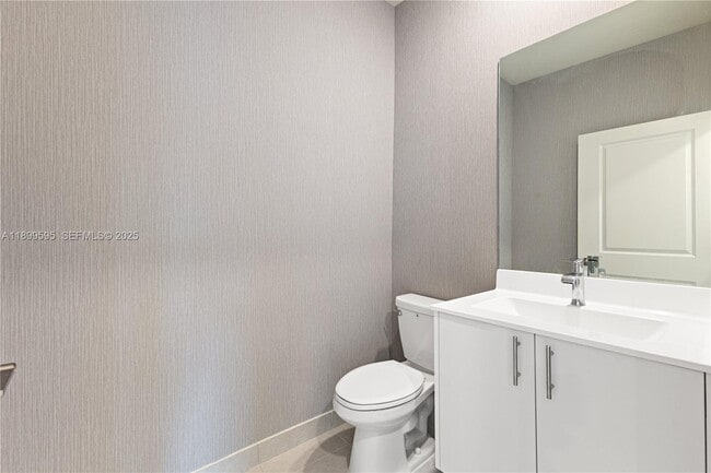 Building Photo - 8001 NW 41st St