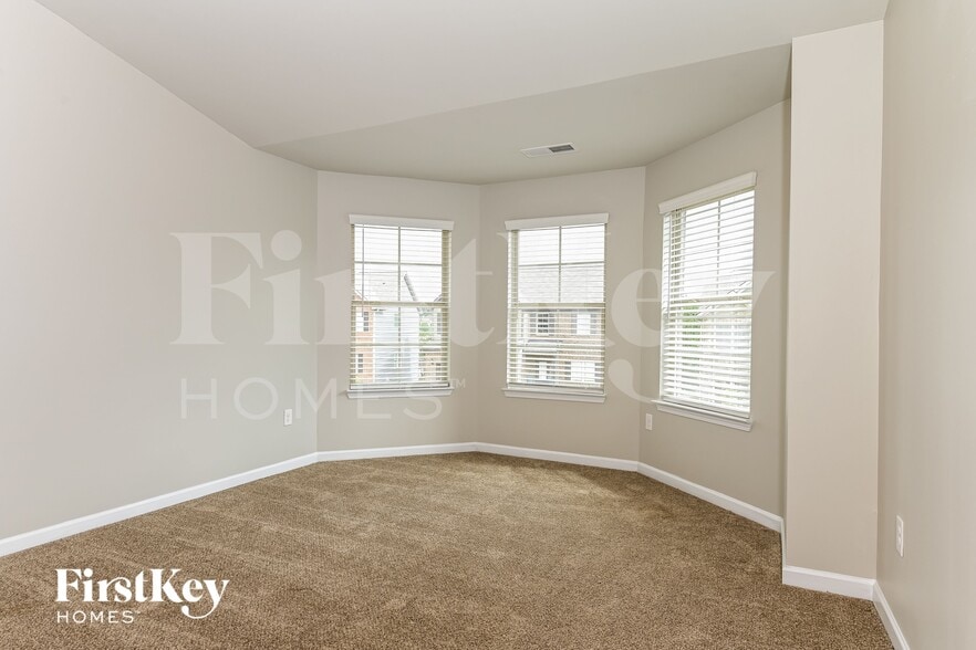 Building Photo - 145 Janney Cir
