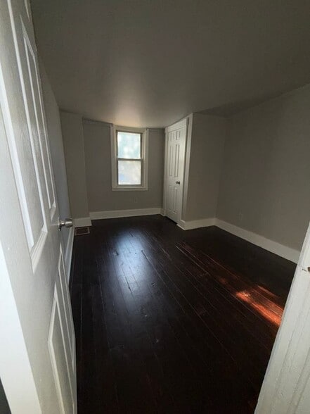 Building Photo - 395 Hephzibah Hill Rd