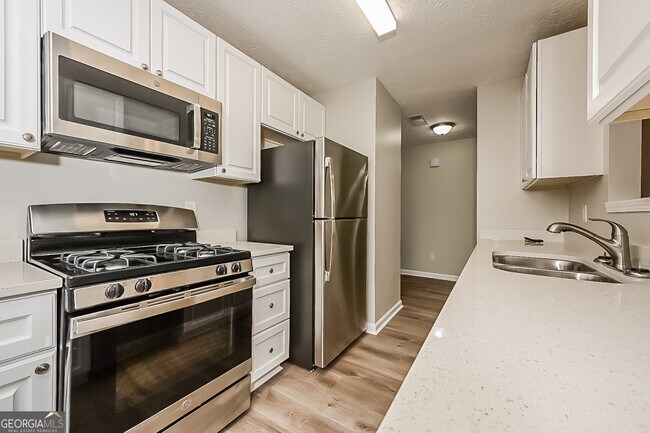 Building Photo - 2252 Sugarleaf Trl