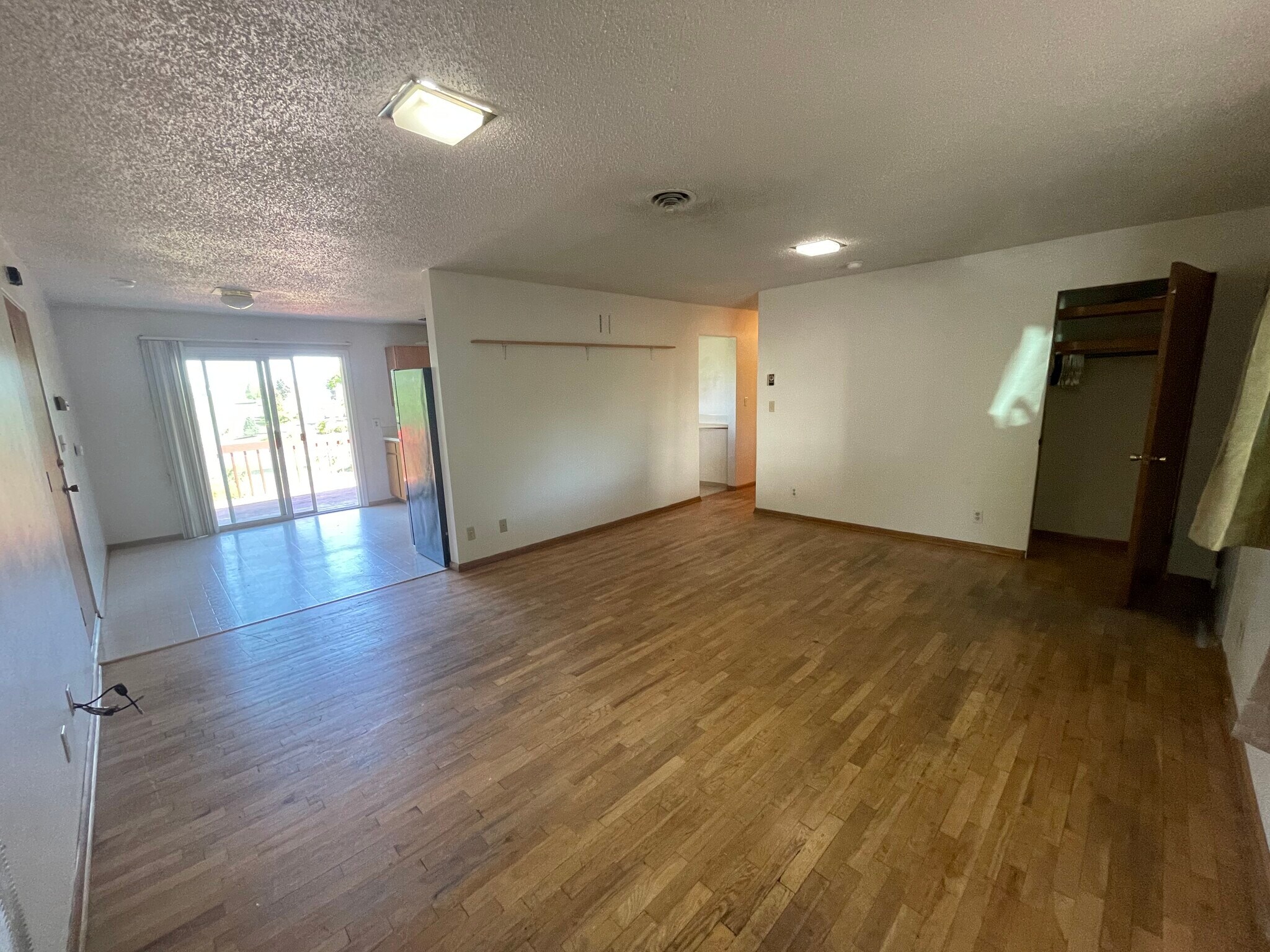 Building Photo - 1310 NE Williams St