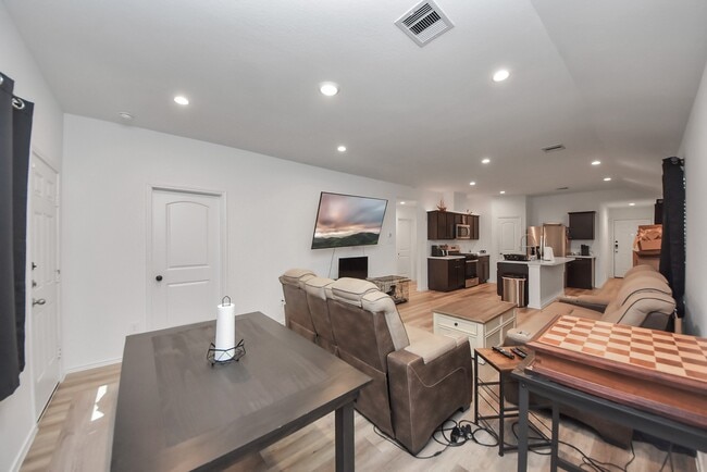 Building Photo - 12214 Ridge River Ln