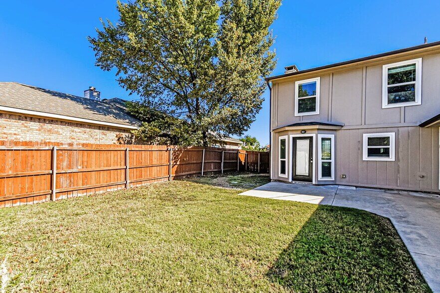 Building Photo - 4509 Horizon Dr