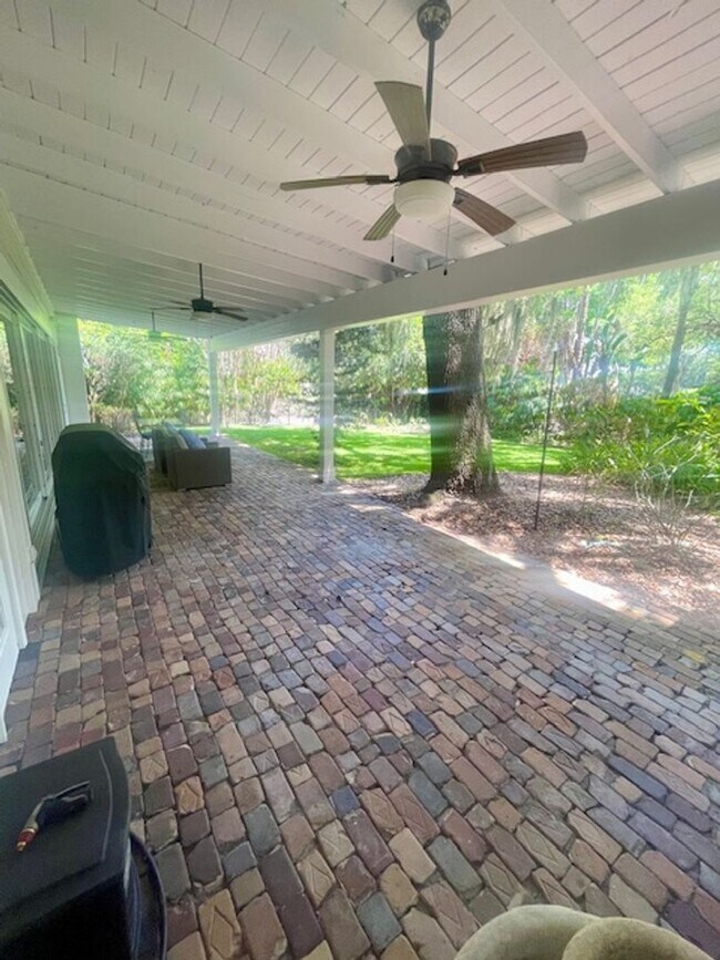 Building Photo - Hidden Winter Park Oasis