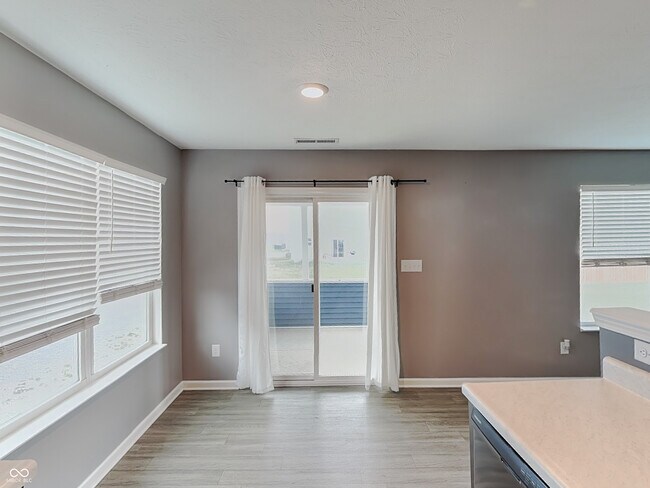 Building Photo - 8145 Ambrosia Ln