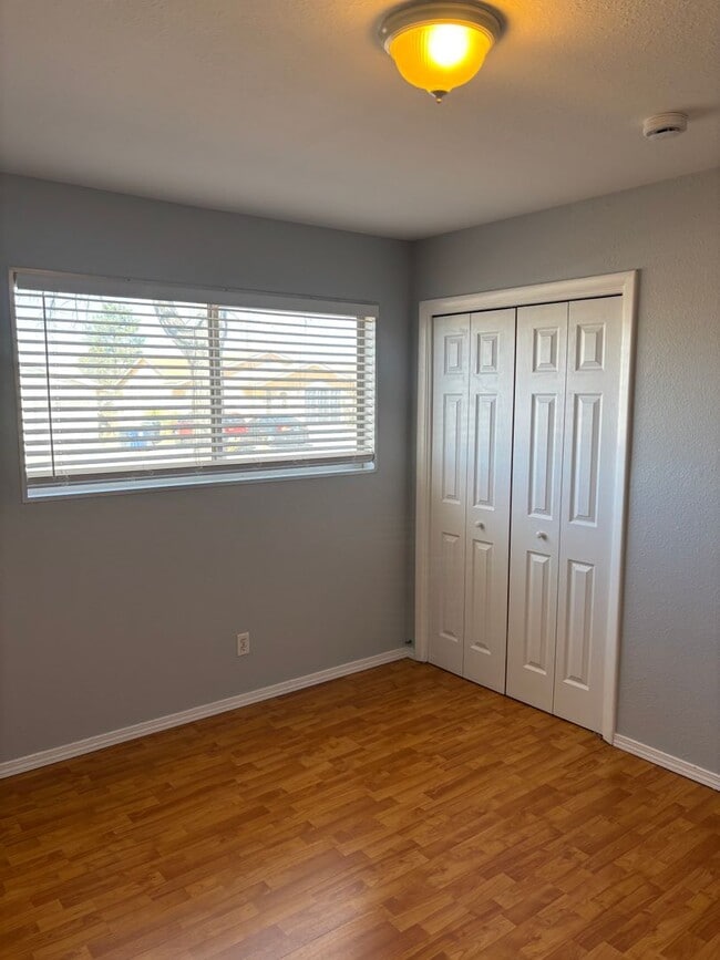 Building Photo - Foothills beauty! Must see!