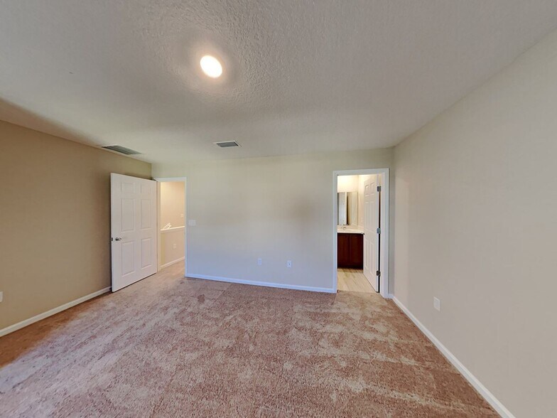 Building Photo - 144 Great Star Ct