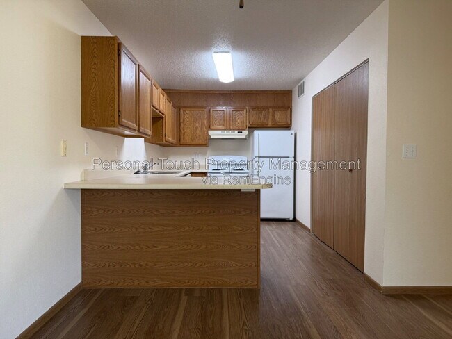 Building Photo - 455 22nd St E