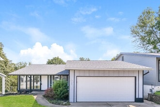 Building Photo - 7012 Shelton Ct