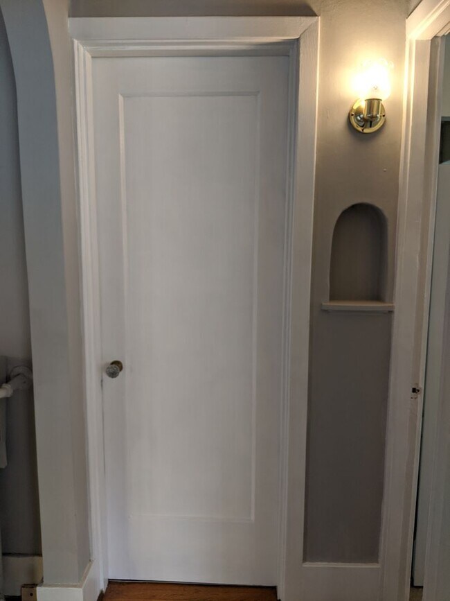 Building Photo - HALPC02