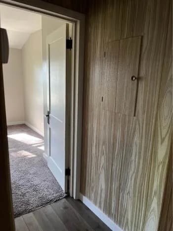 Building Photo - 406 S 6th Ave