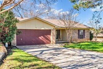 Building Photo - 1713 Sagebrush Trail