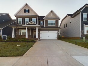 Building Photo - 3040 Whipcord Dr