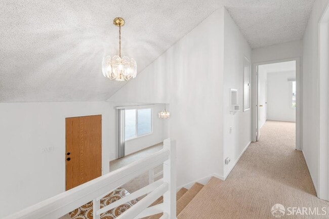Building Photo - 85 Dorchester Dr