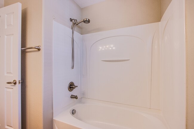 Building Photo - 8161 Walton Mills Ct