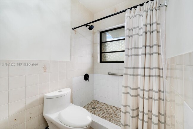 Building Photo - 2801 SW 106th Ave