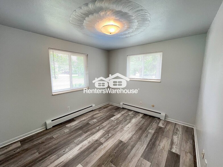 Building Photo - 16382 W 55th Pl