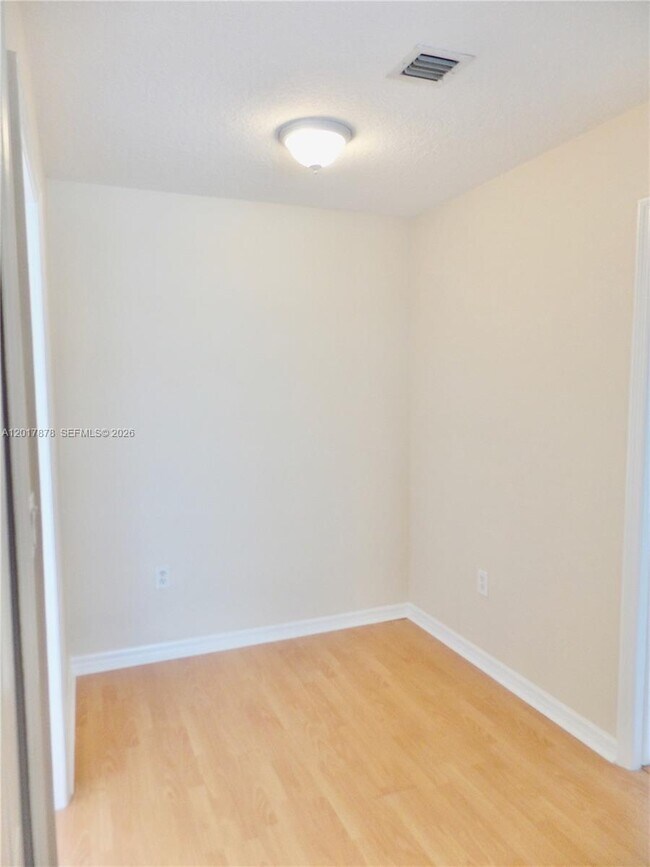 Building Photo - 12907 SW 28th Ct