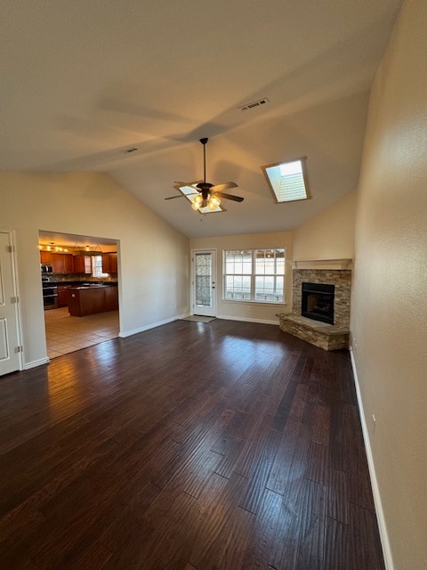 Building Photo - 1300 Yorkshire Dr