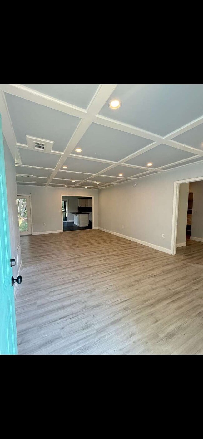 Building Photo - 19 Eglin St