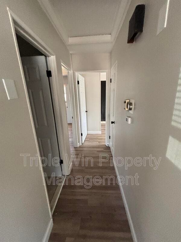 Building Photo - 7932 Labelle St