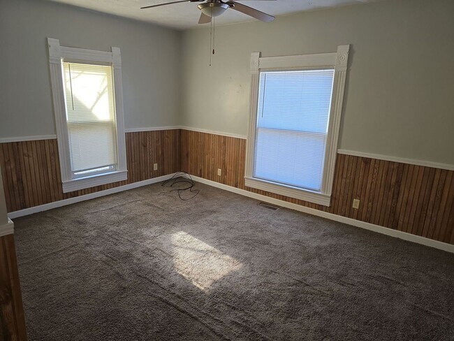 Building Photo - Cozy Home for Rent in Muncie
