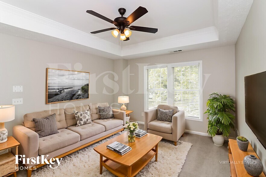 Building Photo - 1455 Chamirey Dr SW