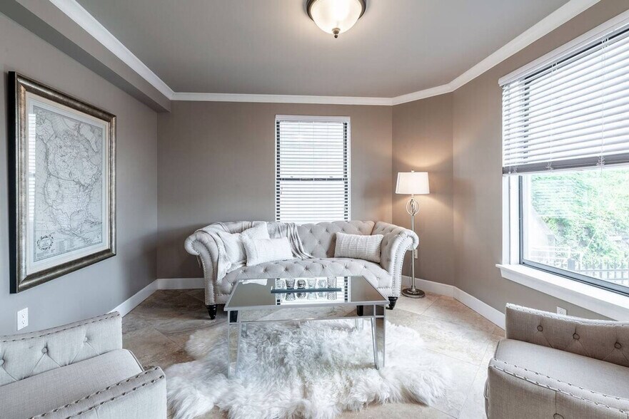 Building Photo - 510 Tacoma Ave S