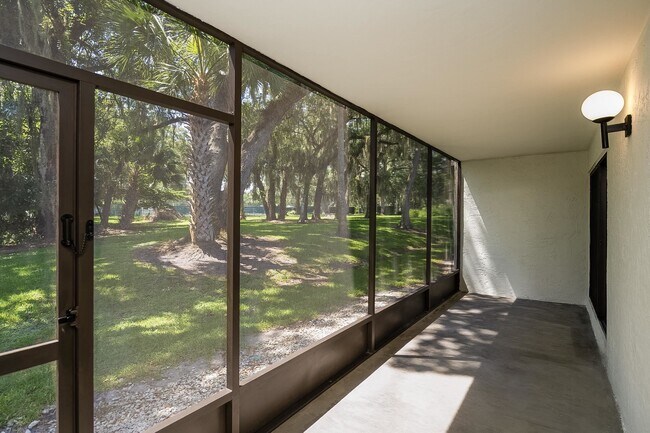 Building Photo - 39 Alcira Ct