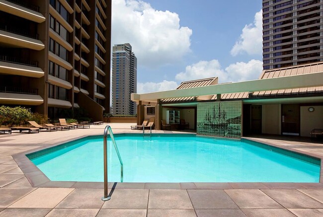 Building Photo - 1778 Ala Moana Blvd