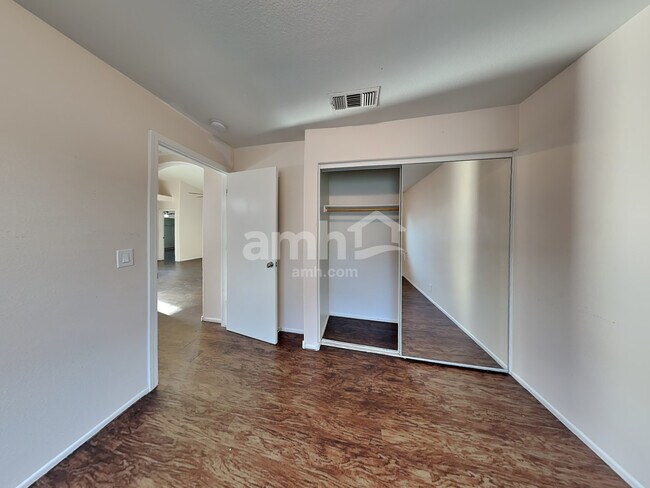 Building Photo - 18230 N 89th Ln