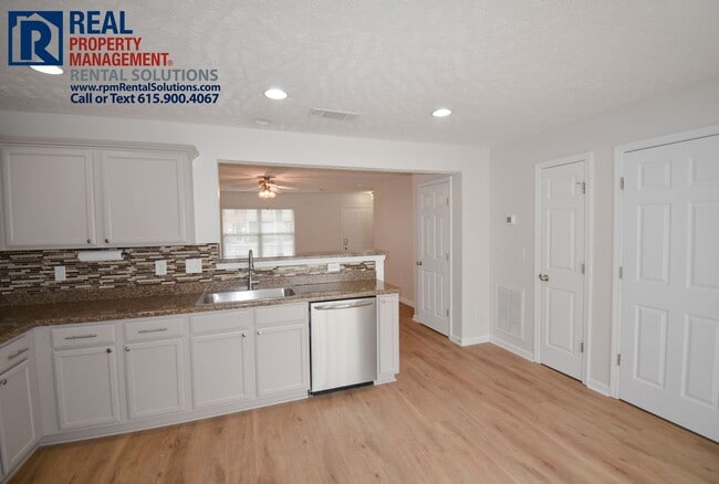 Building Photo - 3028 Burnt Pine Dr