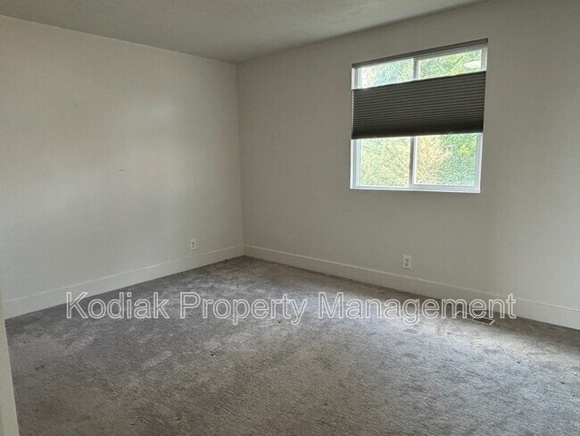 Building Photo - 3513 W 5775 S