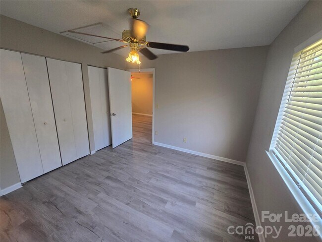 Building Photo - 1652 Eagles Pl