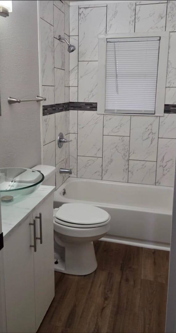 Building Photo - 510 Meggs St