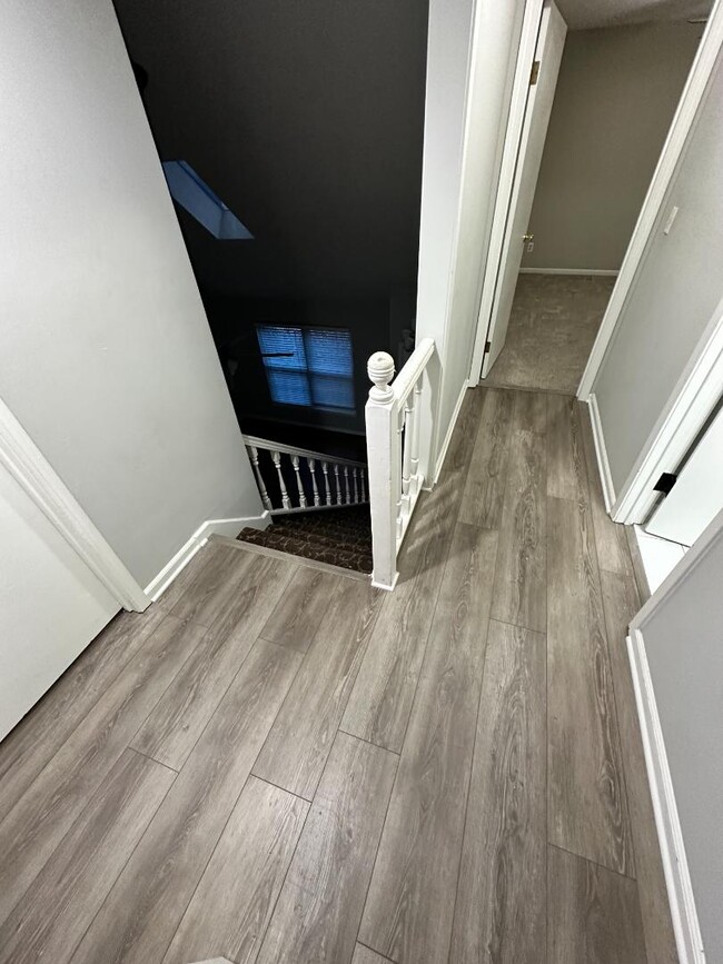 Building Photo - 10235 W 86th Ter