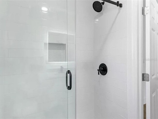 Building Photo - 4251 Tangerine Ave