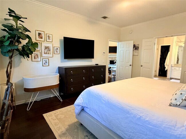 Building Photo - 11508 Emerald Falls Dr