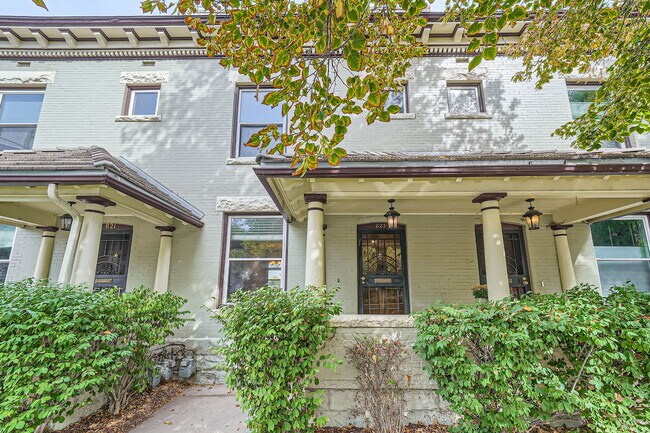 Primary Photo - 823 E 22nd Ave
