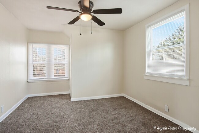 Building Photo - 10219 W Illinois Ave