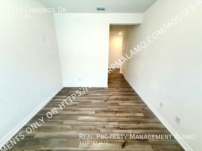 Building Photo - 2519 Chronos Dr