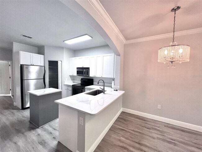 Building Photo - 2250 Portofino Pl