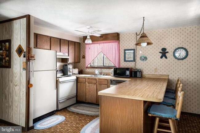 Building Photo - 5359 Crooked Run Rd