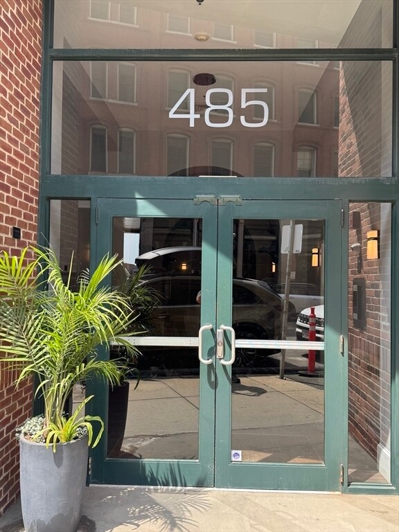 Building Photo - 485 Harrison Ave