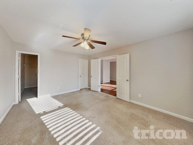 Building Photo - 30 Gold Rush Ct