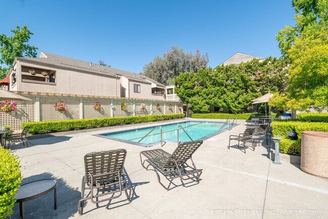 Building Photo - Amazing Downtown Los Gatos Location * One ...